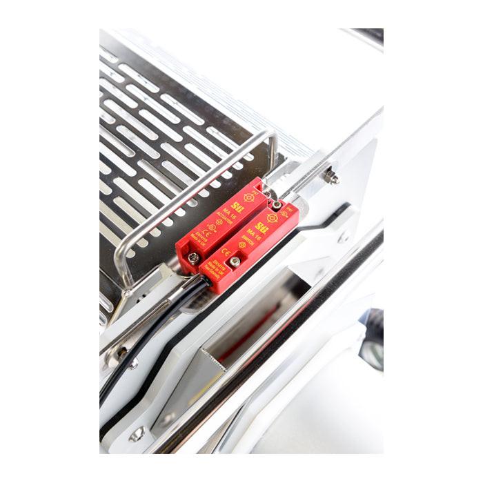 Twister T2S Trimming Machine with Trim Saver Vacuum & Standard Tumbler - Image 15